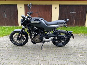Husqvarna Svartpilen 401 - 5