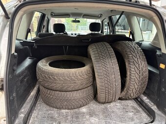 Prodam ford s-max 2.0d 100kw - 5