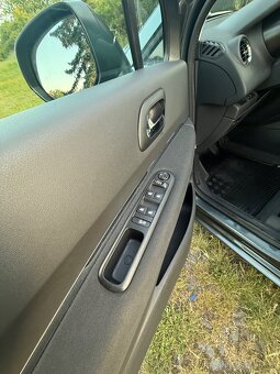 Peugeot 5008 1.6 tdi 84kw - 5