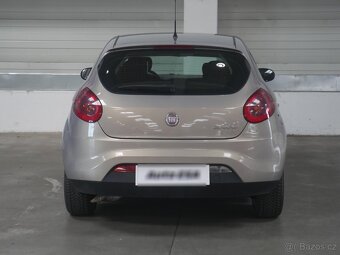 Fiat Bravo 1.4i , 66 kW benzín, 2011 - 5
