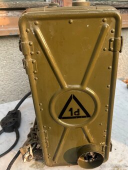 Radiostanice R - 108d ze sluchátky a manuálem - 5