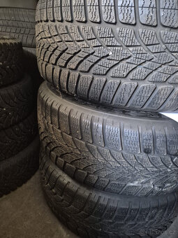 Sada originál alu kol R18 Mercedes + zimní pneu 245/50 - 5