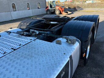 Volvo FH540 6x4 tahač - 5