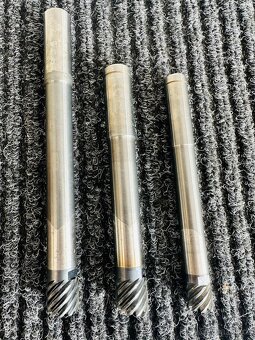 Šroubovací frézy ⌀ 16 a ⌀ 20 ( použité ) - 5