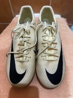 Profesionální kopačky Nike - 5