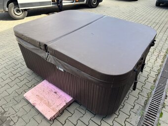 Vířivka USA Hot spring Jett seter - 5