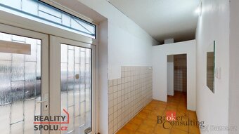 Prodej, komerční/obchodní prostory, 230 m2, K. Marxe 1860, 4 - 5