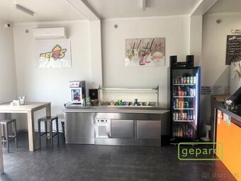 Pronájem vybavené restaurace rychlého občerstvení se zahrádk - 5