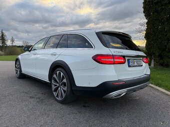 MERCEDES-BENZ E 220d ALL TERRAIN 4matic 08/2018 E220d - 5