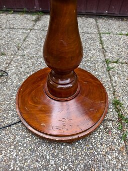 Starožitná velká stojací lampa z masivu - 5
