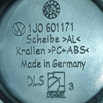 Středové pokličky 56mm na disky Škoda č. D0 - 5