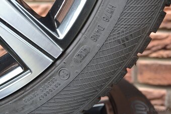 5×114,3 R18 Zimní sada Originál Toyota Corolla Cross / C-HR - 5