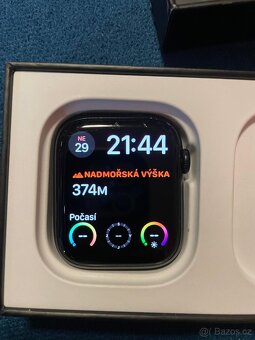 Apple Watch Nike Series 7 45mm Temně inkoustový hliník - 5