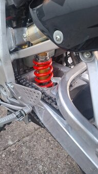Honda cbr 900rr - 5