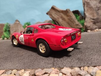 Prodám model 1:18 Ferrari DINO 246gt R face no.50 - 5