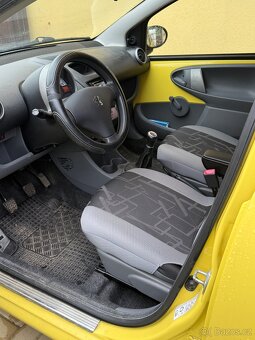 Prodám Peugeot 107 r. v. 2009 VELMI dobrý stav - 5