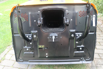 Zahradní traktor Stiga Estate 7102 W 650ST - 5