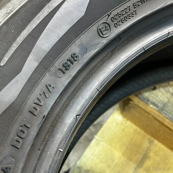 Zimní pneu 235/55 R17 99H Vredestein 6-6,5mm - 5