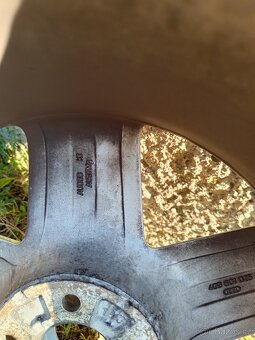 Al kola audi 5x112 r18 - 5