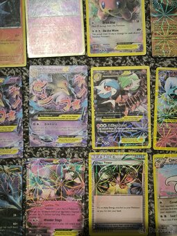 (napodobeniny)Pokémon karet - 5