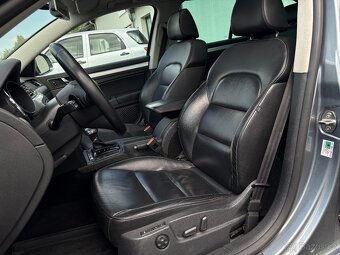 Škoda Superb 2.0TDi 103kW 4x4 DSG6 webasto, panorama, MY2013 - 5