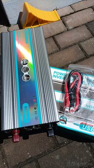 Měnič 12V - 230V , 5000W - NOVÝ - 5