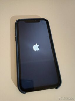 iPhone XR - 5