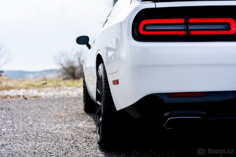 Dodge Challenger 5,7 R/T HEMI r.v. 2019 najeto 34 tkm - 5