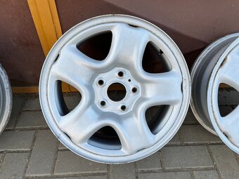 Originál plechové disky TOYOTA R16 - č.99 - 5