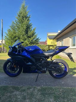 2022 Yamaha YZF R7 - 5