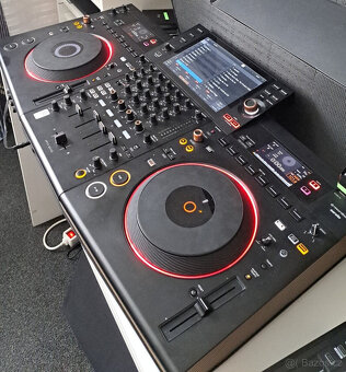 Pioneer Opus Quad - DJ kontroler + kufr - 5