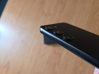 Samsung S23 8GB / 256GB Černý TOP stav - 5