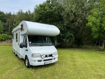 Obytný automobil Knaus Sun Traveller 650LG 2.8JTD - 5