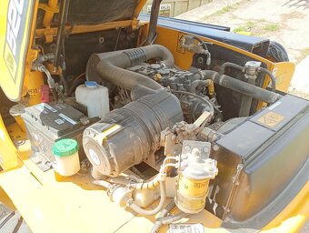 Teleskopický manipulátor JCB 520-40 AGRI - 5
