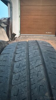 Kola + pneu WV T5 - 215/65R16C - 5