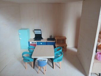 Domeček pro panenky - 5