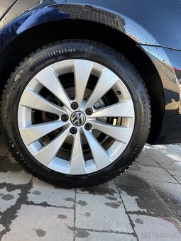 VW Passat CC 3C8 sada kol s pneu 235/45 R17 8Jx17H2 ET41 3C8 - 5