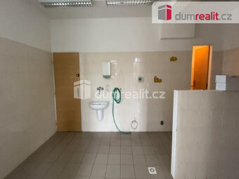 Pronájem, komerční prostor, 66m2, Opava, Otická - 5