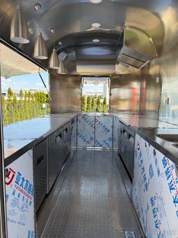 Foodtruck airstream - 5