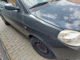Lancia Y 1.2 - 5