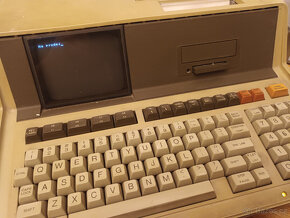 Historický počítač HP85A - 5