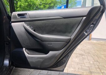Toyota Avensis 2.0 D-4D nafta manuál 93 kw - 5