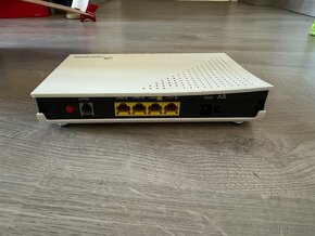 PRODÁNO, FUNKČNÍ MODEM COMTREND VR 3026e, Cena 199,- Kč - 5