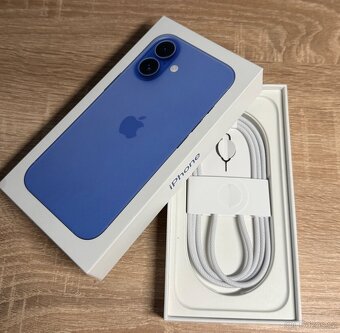 iPhone 16 128 GB - ultramarínový - 5