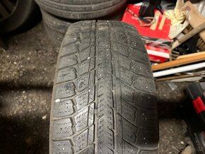 Firestoune zimni 215/65 R16 + Altenzo - 5