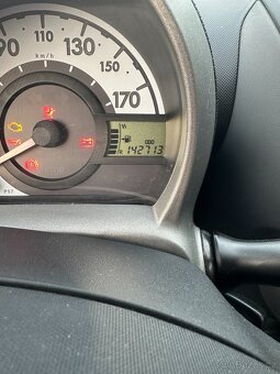 Peugeot 107 1.0i - 5