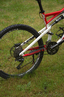 Celoodpružené kolo Specialized EXPERT - 5