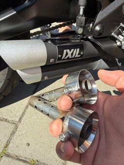 YAMAHA TRACER 7/ 700 IXIL výfuk, kufry, nové gumy,STAV NOVÉ. - 5