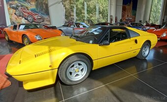 Ferrari 308 GTS z roku 1979 - 5