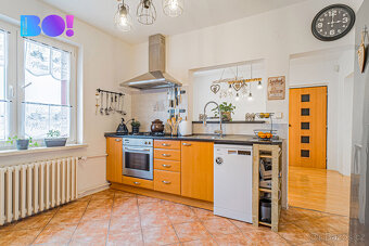 Vícegenerační rodinný dům se třemi bytovými jednotkami – Kar - 5